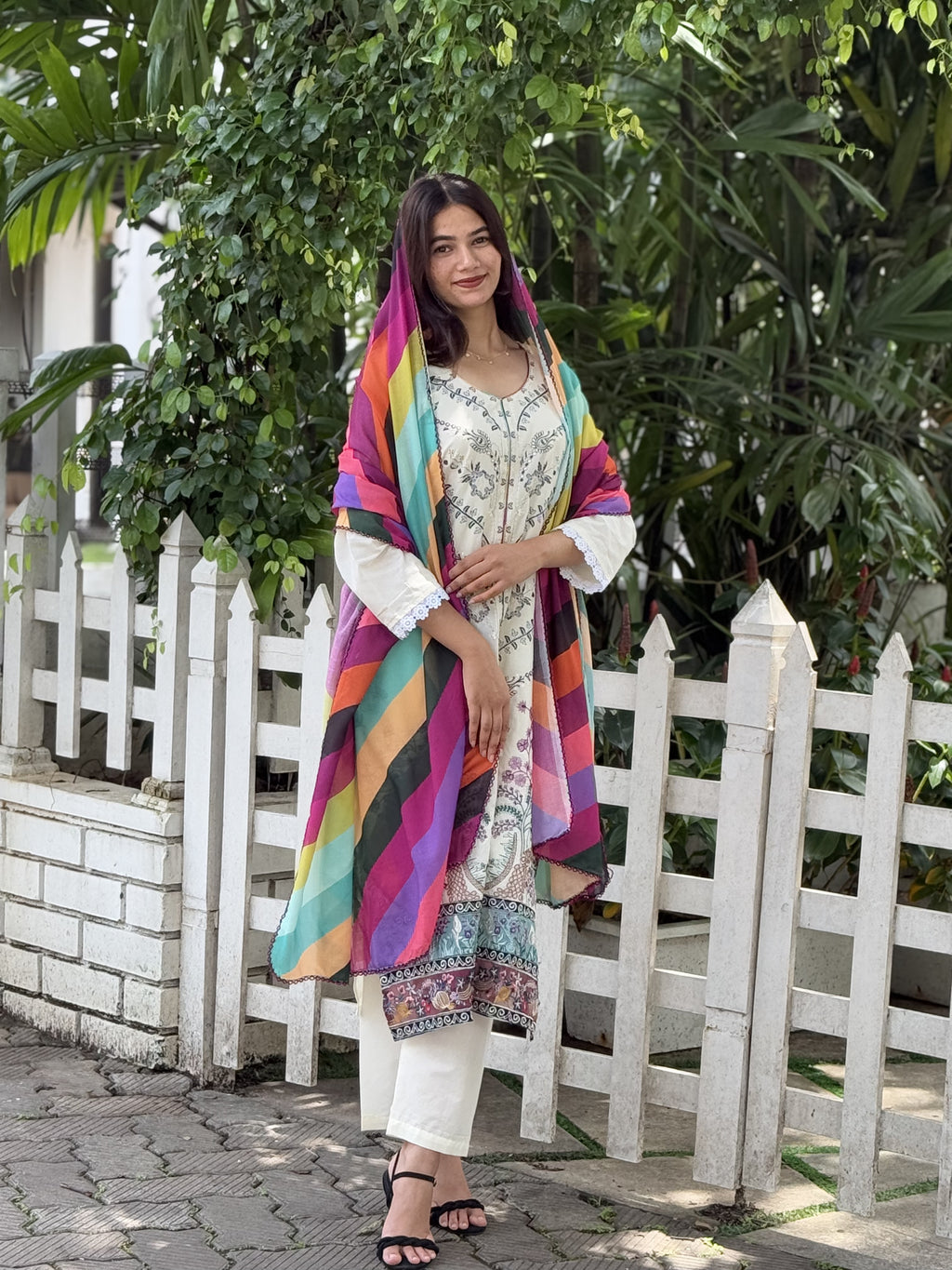 Nidha lawn comfortable salwar suite M to XXXL - 1139