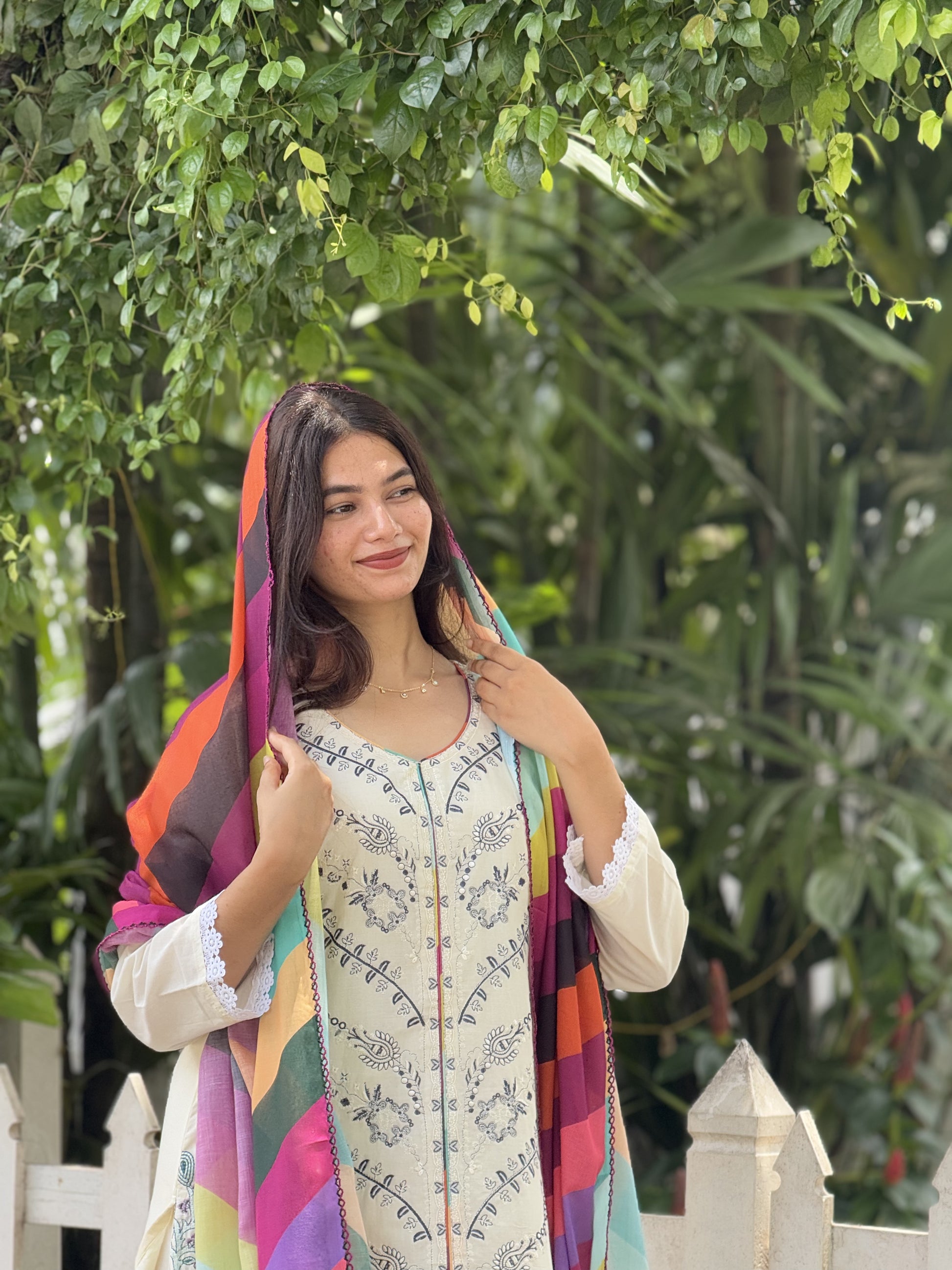 Nidha lawn comfortable salwar suite M to XXXL - 1139